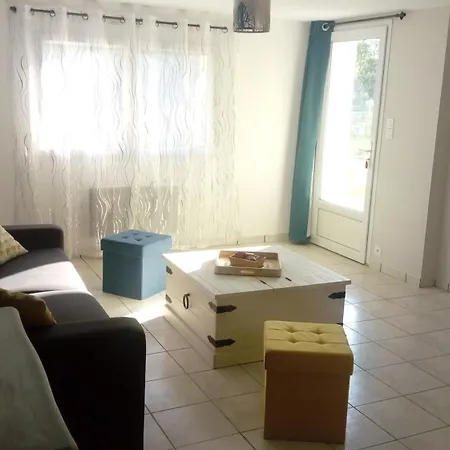 La Croisee Des Chemins * Mauleon